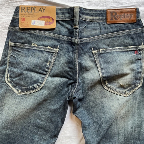 Original Replay Jeans NWT factory distressed  sz 28/34 - Picture 6 of 6